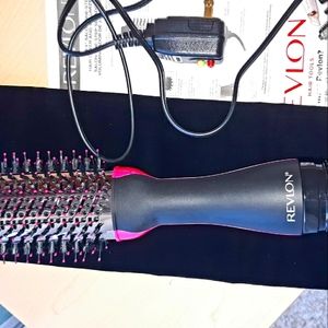 REVLON hair dryer